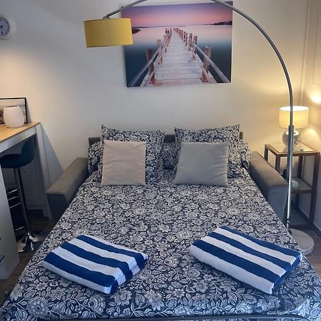 Joli Studio Vue Mer, Piscine, Tennis, Parking Антиб Екстериор снимка