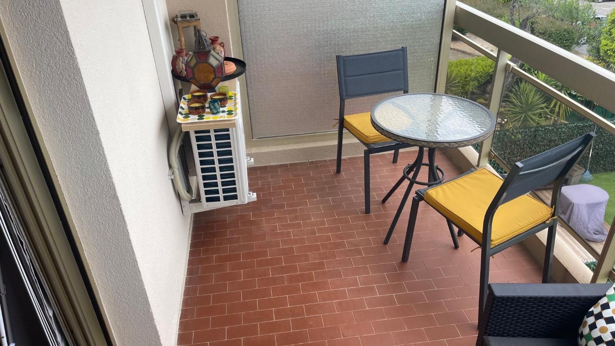 Joli Studio Vue Mer, Piscine, Tennis, Parking Антиб Екстериор снимка